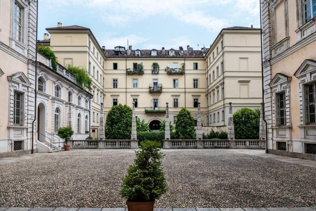 Art Heaven-Suite Graneri In Torino Centro ภายนอก รูปภาพ