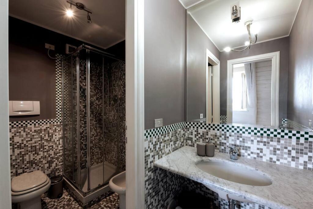 Art Heaven-Suite Graneri In Torino Centro ภายนอก รูปภาพ